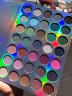 Paleta de Sombras Luisance Pro Futurist 35 Cores – Ultra Pigmentada - Imagem 2